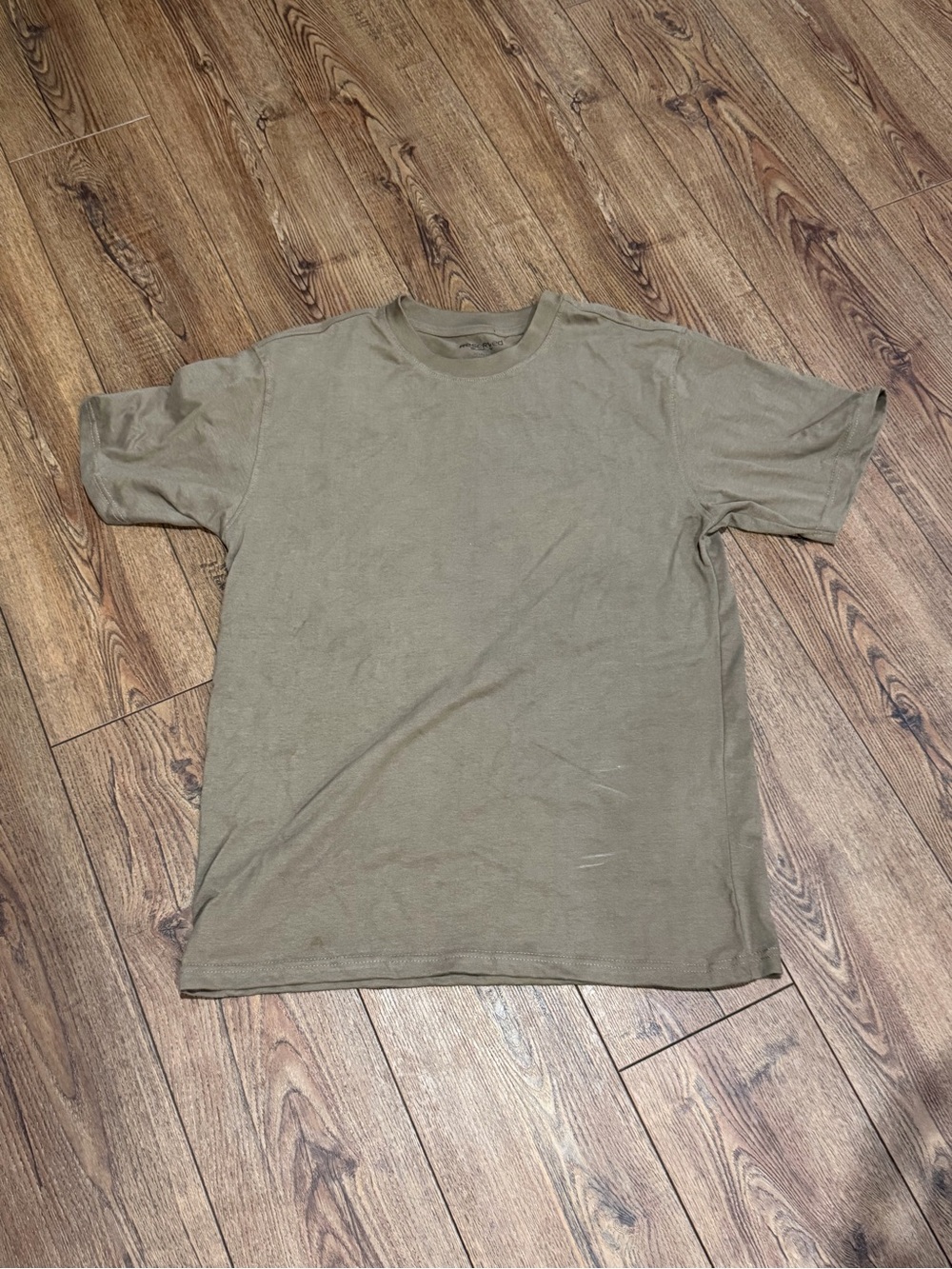 Reserved Men's Short Sleeve Crew T-Shirt in Olive Green